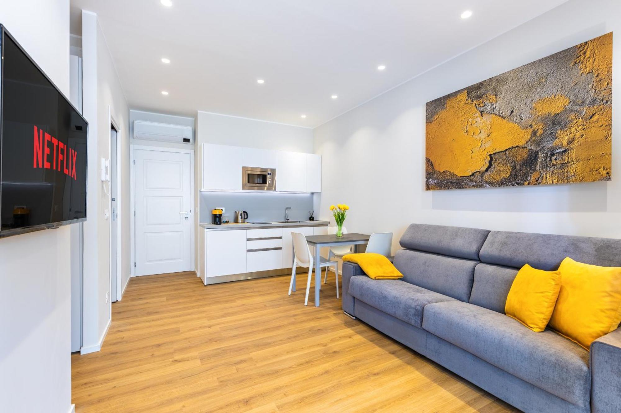 C8 Apartments Asti Exterior photo