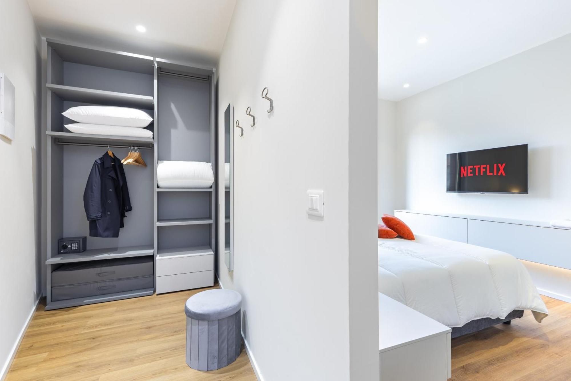 C8 Apartments Asti Exterior photo